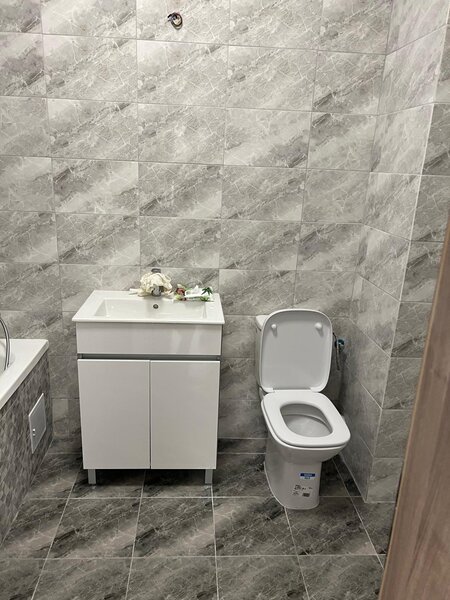 Titan, inchiriez apartament 2 camere